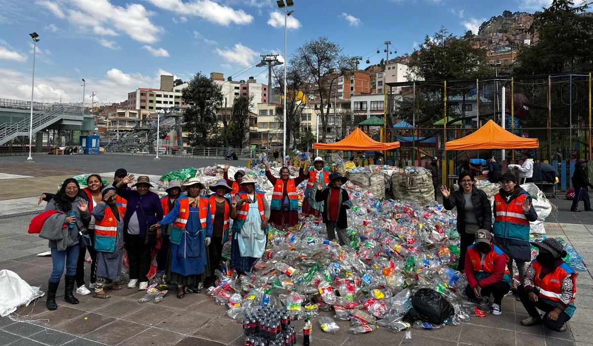 Coca Cola Recupera Toneladas De Botellas Pl Sticas En Intercambio