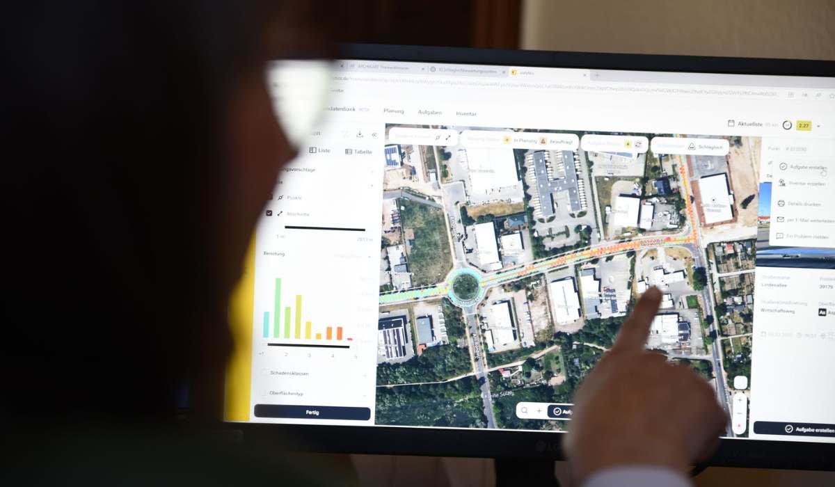 Usan inteligencia artificial para detectar baches y grietas en Alemania