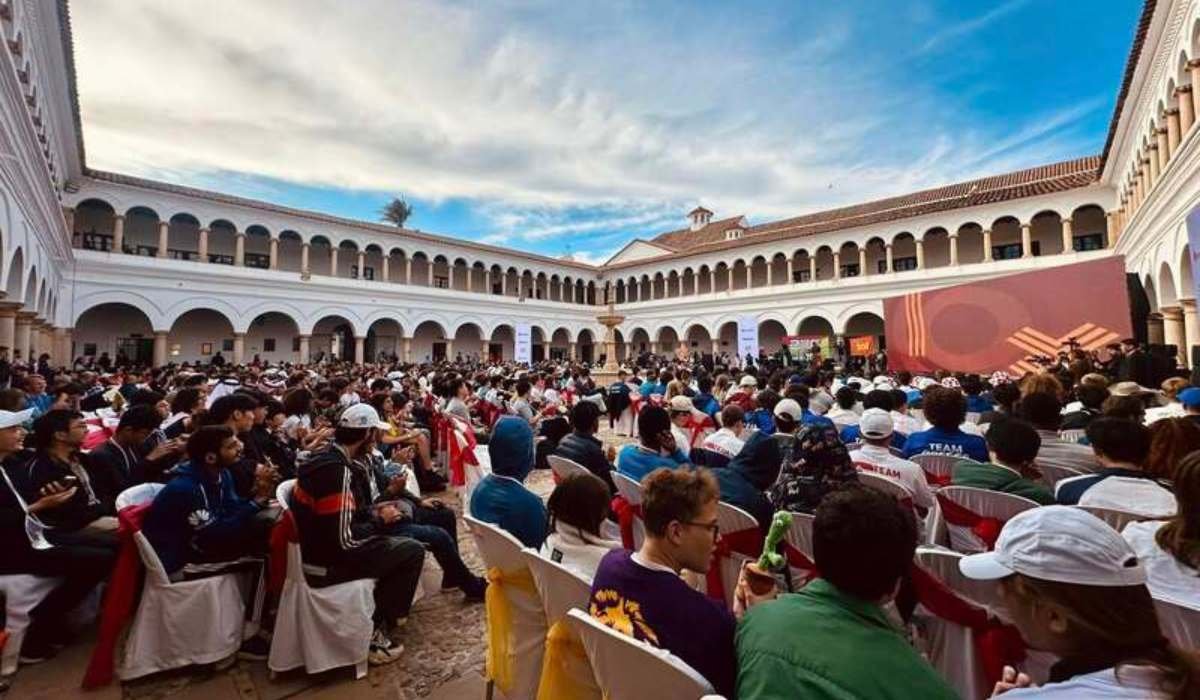 Mas de 400 jóvenes participan en las Olimpiadas Internacionales de Informática 2025