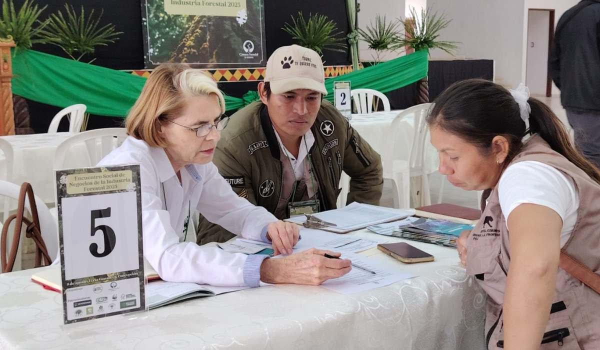 Encuentro genera $us 2,8 millones en intenciones de negocios forestales