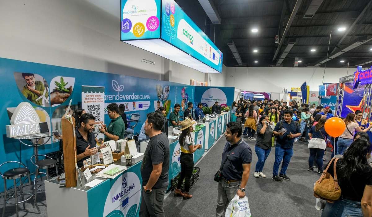 Las startups impulsadas por Emprende Verde muestran sus productos y servicios en Expocruz 2025