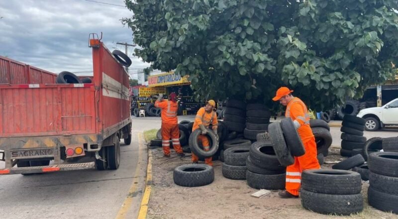La Alcaldía de Santa Cruz de la Sierra trabaja en un plan integral para el manejo de llantas en desuso