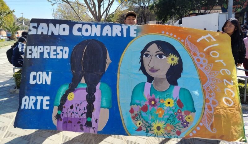 El arte juvenil tomó las calles de Cochabamba para promover el cuidado del medioambiente