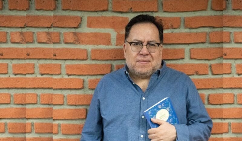 Gabriel Chávez Casazola recibirá la Medalla «Vicente Huidobro» a la trayectoria poética en lengua española