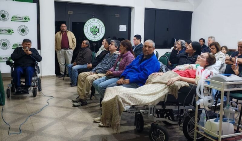 Pacientes plantean crear un centro integral para la atención de enfermedades neurodegenerativas en Santa Cruz
