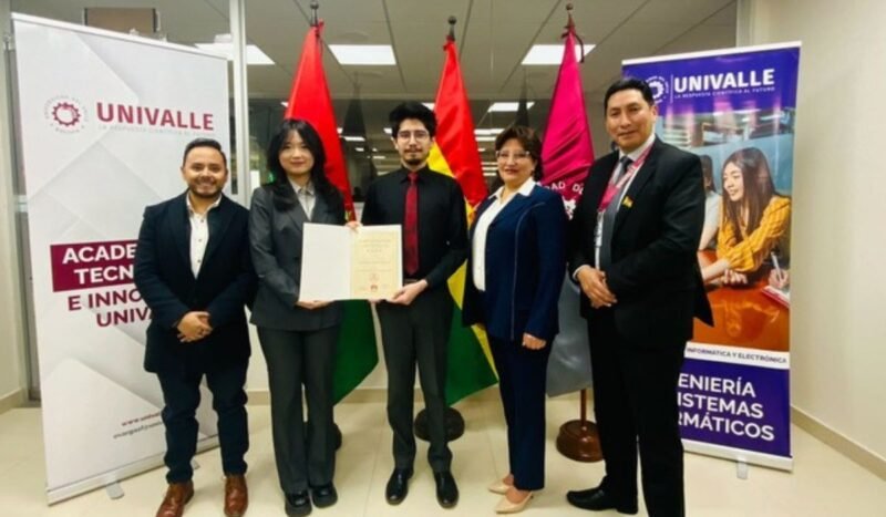Una calificación sobresaliente abre a un estudiante de Univalle el camino hacia una certificación internacional de Huawei